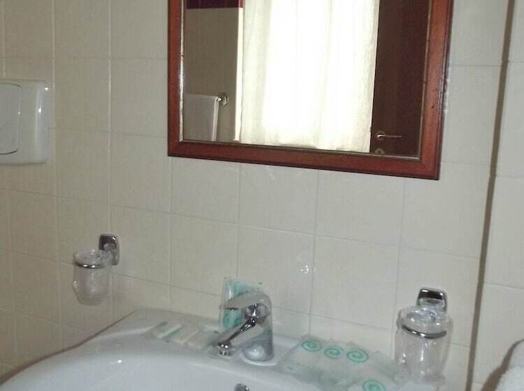 ホテル La Corte Di Opaka