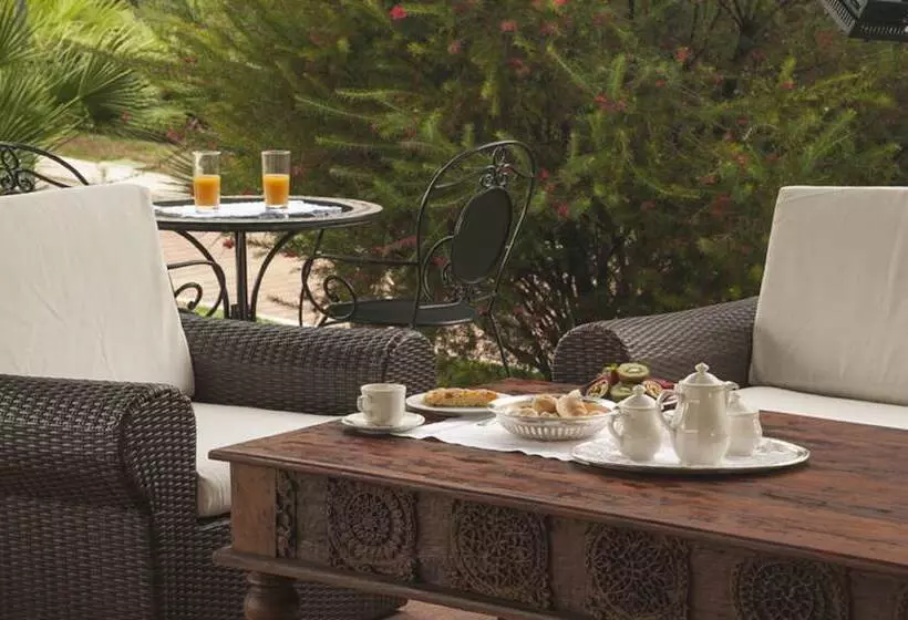 Hotelli La Corte Di Opaka