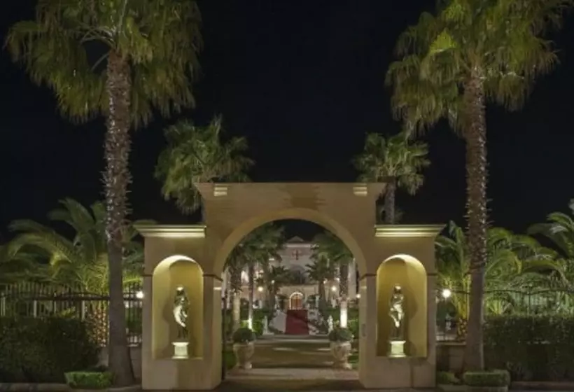 Hotelli La Corte Di Opaka