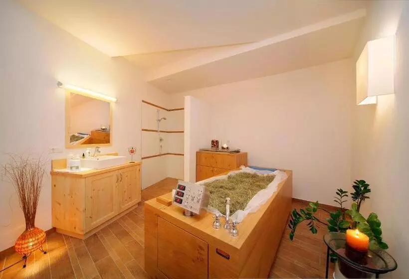 Hotelli Niedermair
