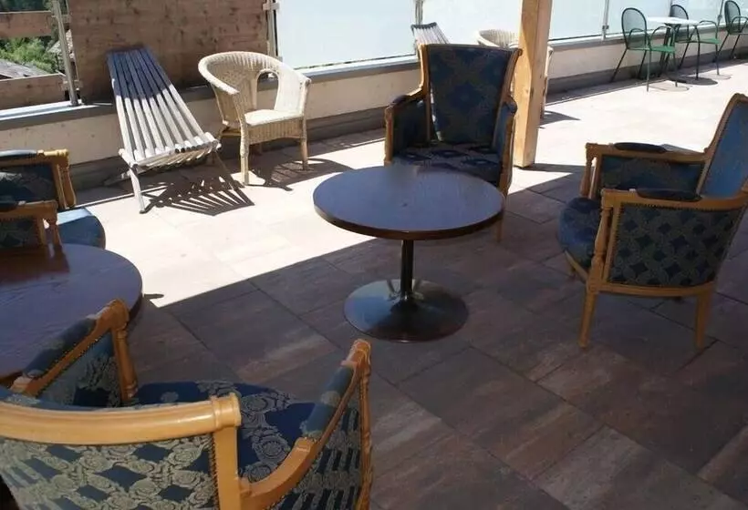 Hotelli Pension Wirt Am Bach