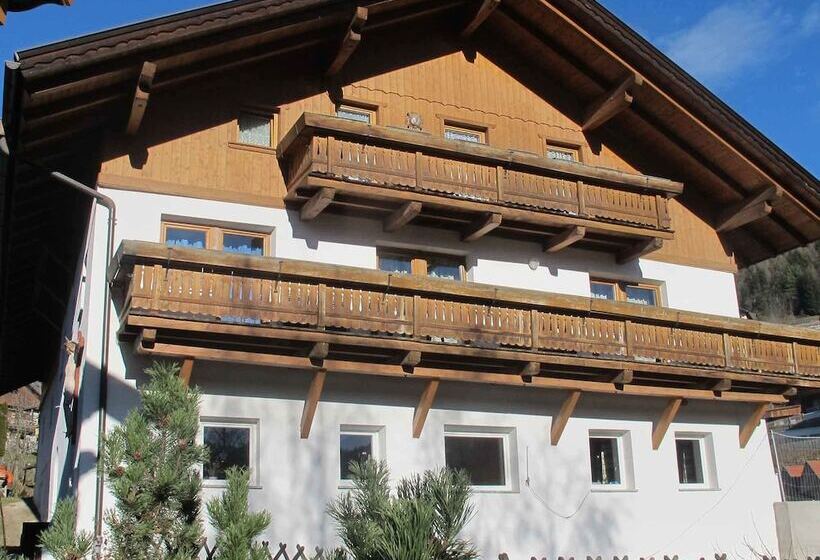 בית מלון כפרי Pension Wirt Am Bach