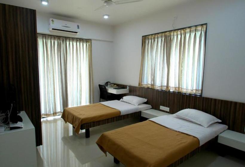 Bed and Breakfast Aashiyana Inn