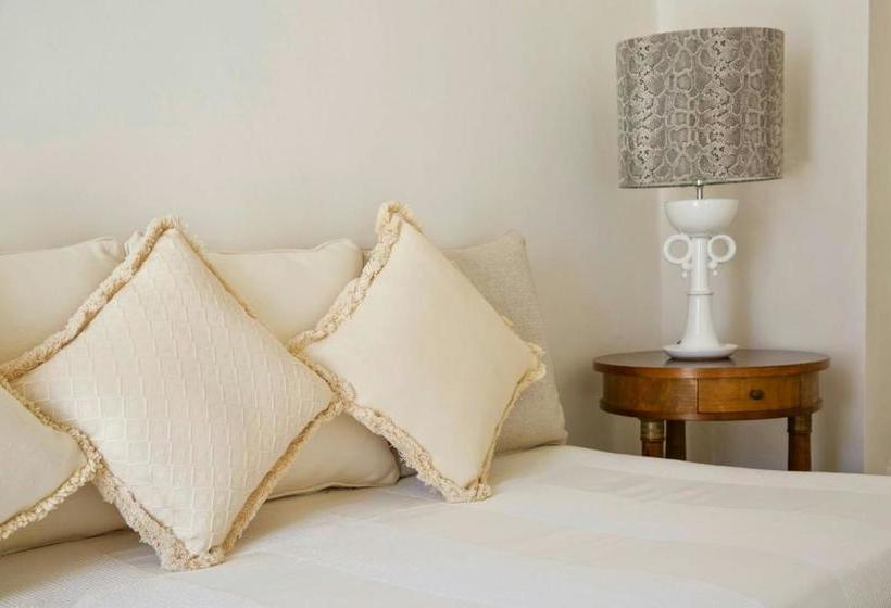 Bed and Breakfast Domus Dejana