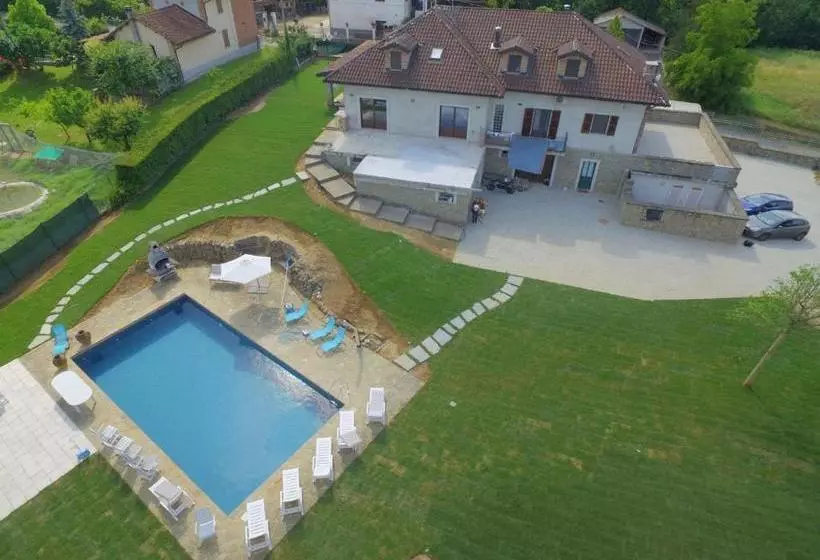 ベッドアンドブレックファースト La Morona