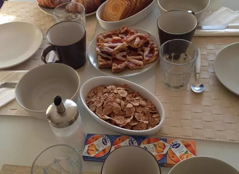 ベッドアンドブレックファースト La Morona