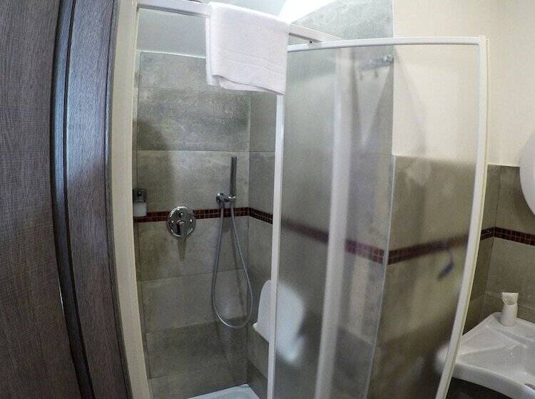 Bed and Breakfast Sweet Home & Wellness Affittacamere