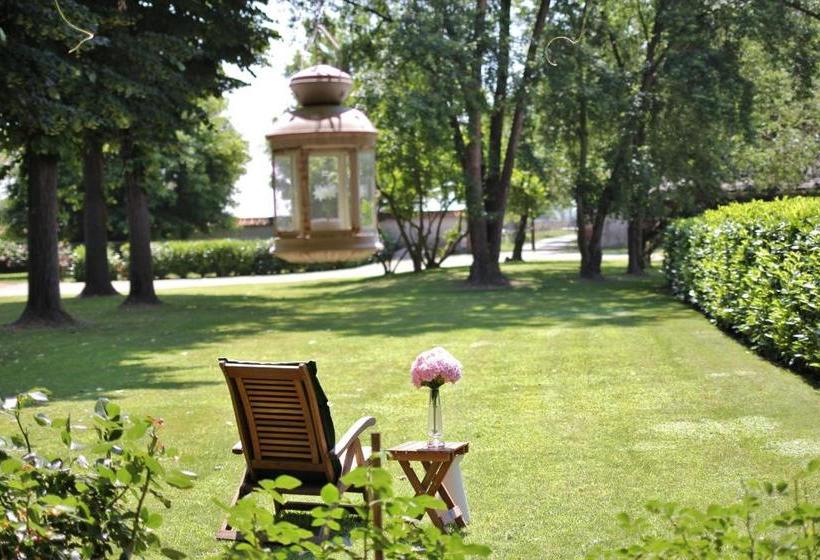 住宿加早餐  Tenuta Ajrale