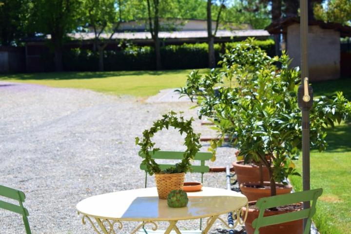 住宿加早餐  Tenuta Ajrale