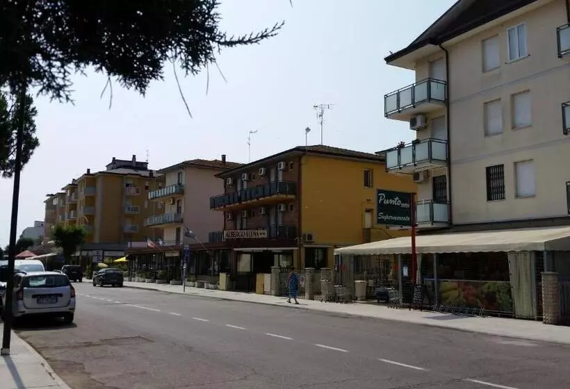 Hotelli Albergo Ristorante Elena