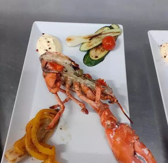 Hotelli Albergo Ristorante Elena