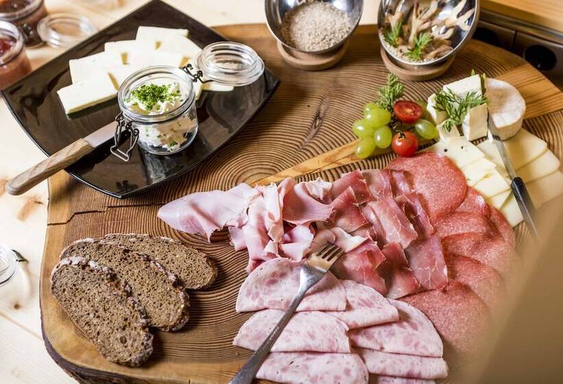 בית מלון כפרי Rommisa