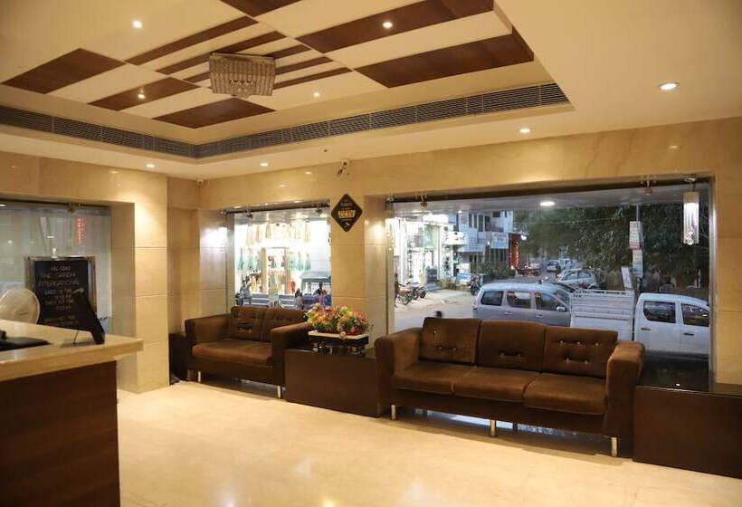 ホテル The Gandhi International