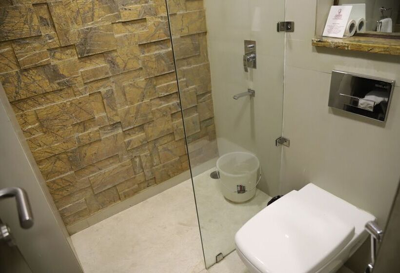 ホテル The Gandhi International