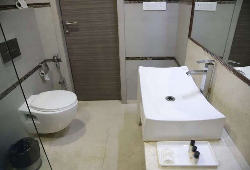 ホテル The Gandhi International