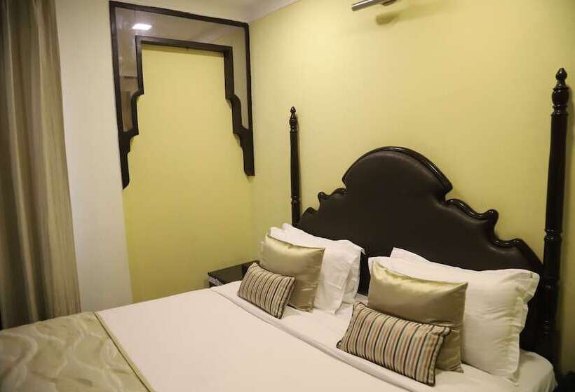 ホテル The Gandhi International