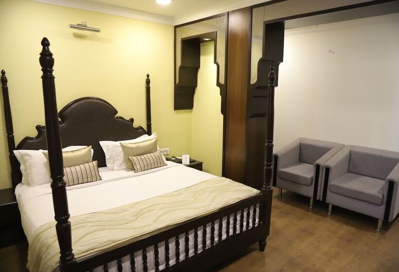 ホテル The Gandhi International