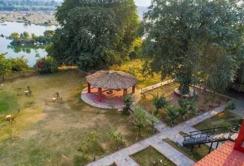 リゾートホテル Greetoe Camp Panna