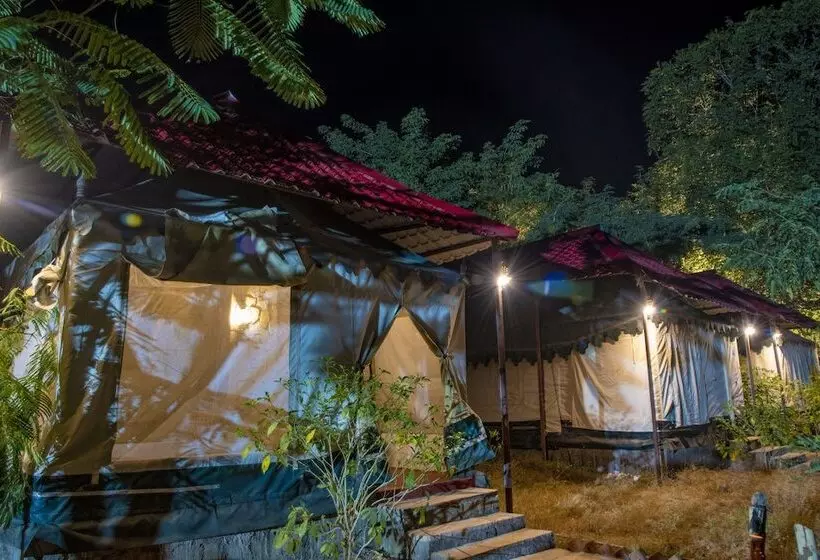 リゾートホテル Greetoe Camp Panna