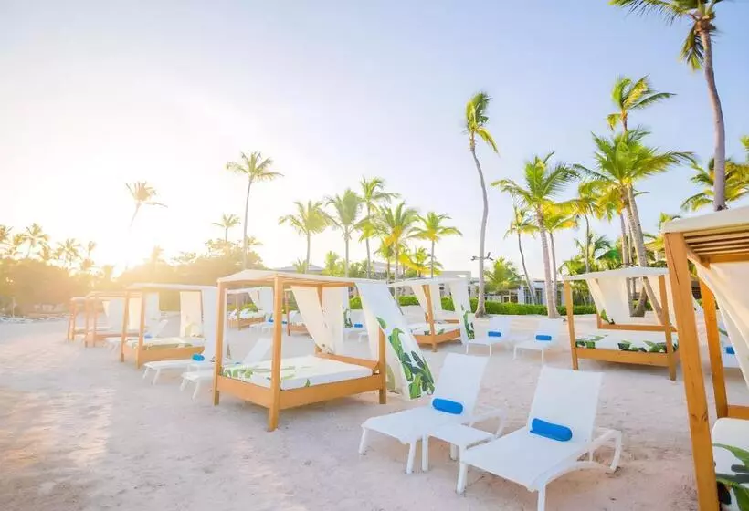 ホテル Bakour Punta Cana Suites