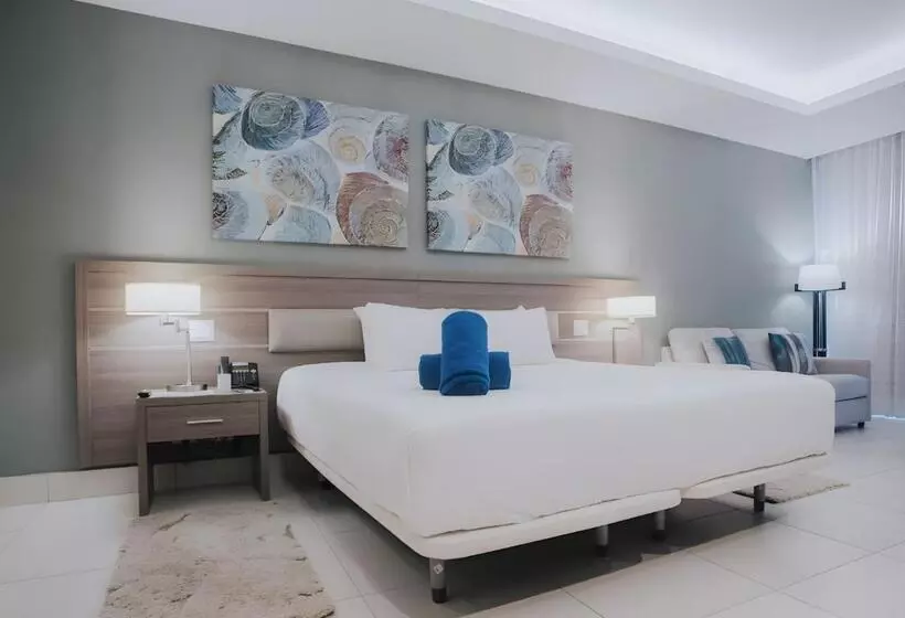 ホテル Bakour Punta Cana Suites