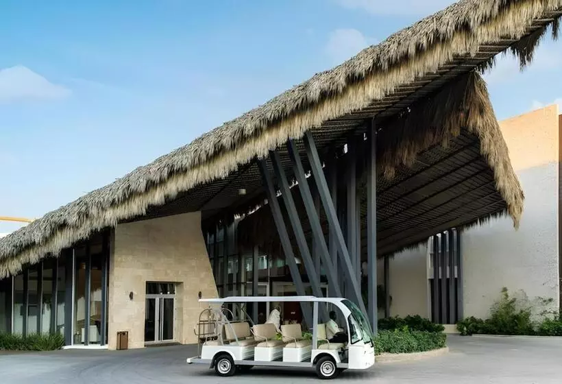 ホテル Bakour Punta Cana Suites