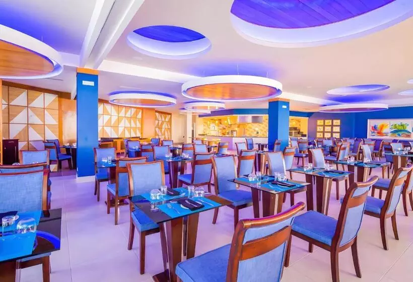 ホテル Bakour Punta Cana Suites