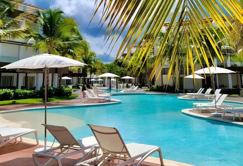 ホテル Bakour Punta Cana Suites