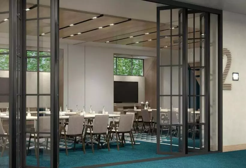 Hotelli Four Points By Sheraton King Abdulaziz Road