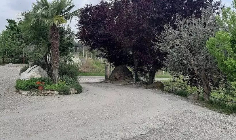 Aamiaismajoitus (B&B) Agriturismo Valle Del Mincio