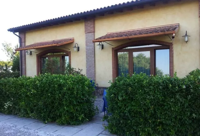 Aamiaismajoitus (B&B) Agriturismo Valle Del Mincio