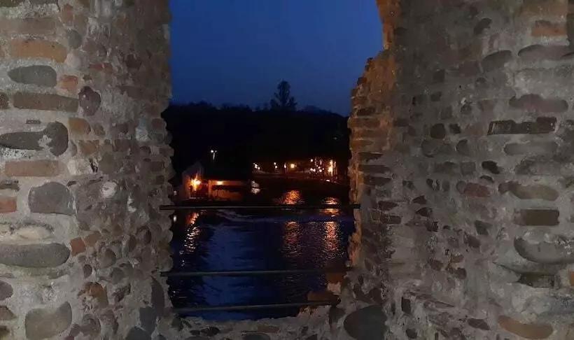 Aamiaismajoitus (B&B) Agriturismo Valle Del Mincio