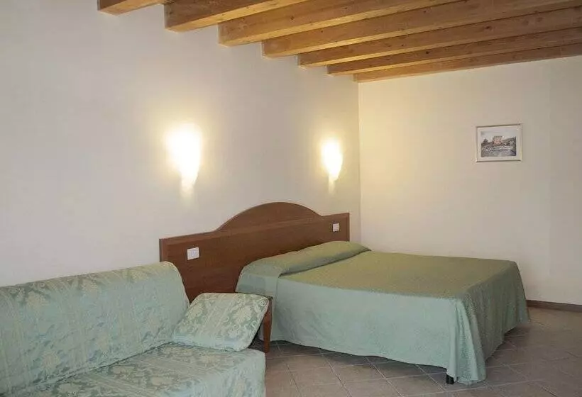 Aamiaismajoitus (B&B) Agriturismo Valle Del Mincio