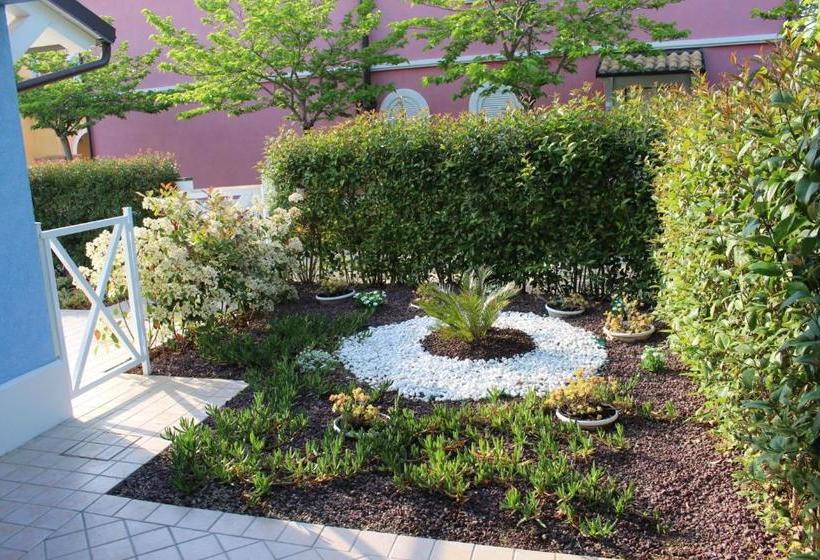 ベッドアンドブレックファースト La Piazzetta