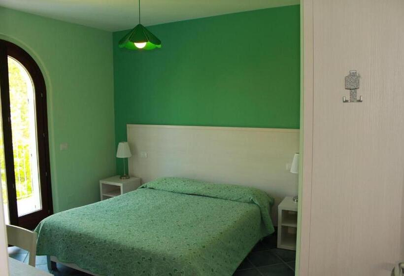 ベッドアンドブレックファースト La Piazzetta