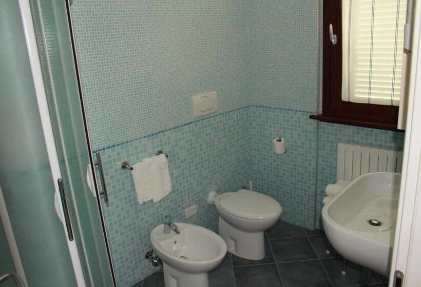 ベッドアンドブレックファースト La Piazzetta