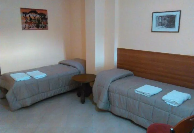 تختخواب و صبحانه Mediterraneo Residence