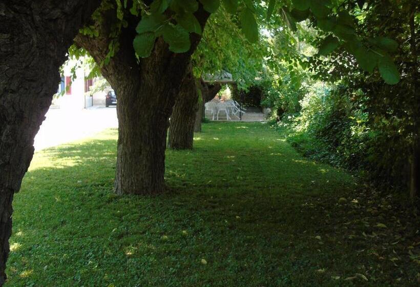 בית מלון כפרי Albergo Grifone 1891