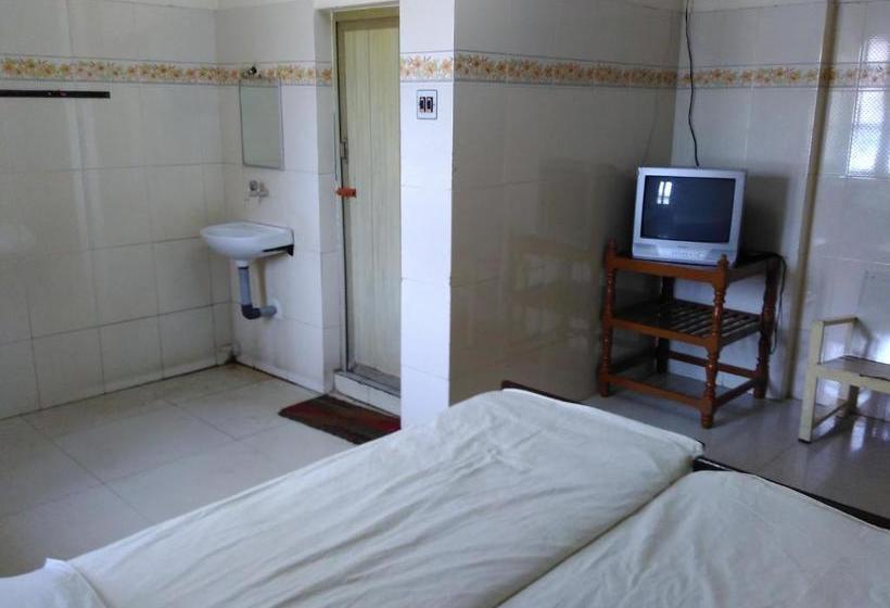 Отель Ganesh Lodge