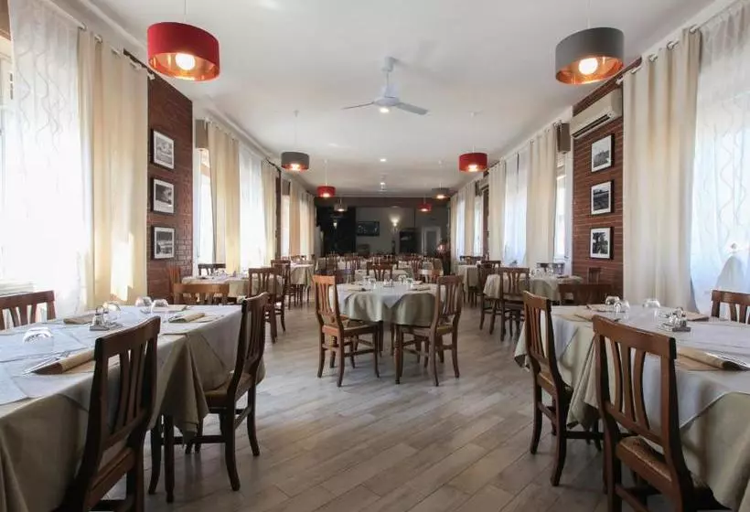 ホテル Locanda La Castellana