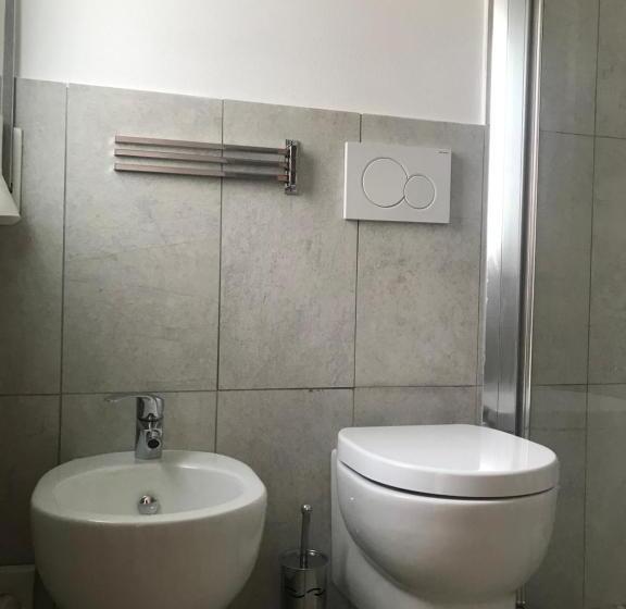 هتل Moderno Bed & Breakfast