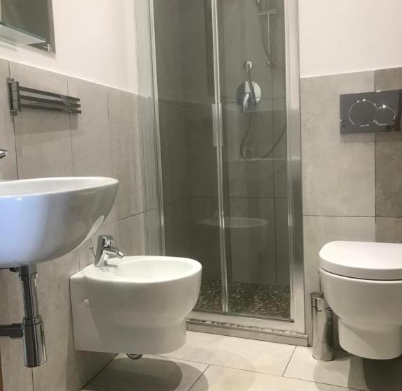 هتل Moderno Bed & Breakfast