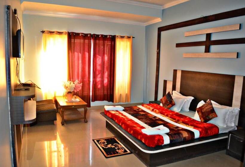 ホテル Sambyal Wings