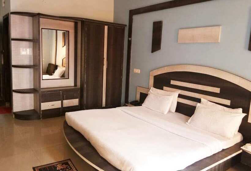 ホテル Sambyal Wings