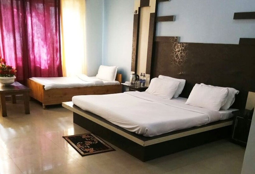 ホテル Sambyal Wings