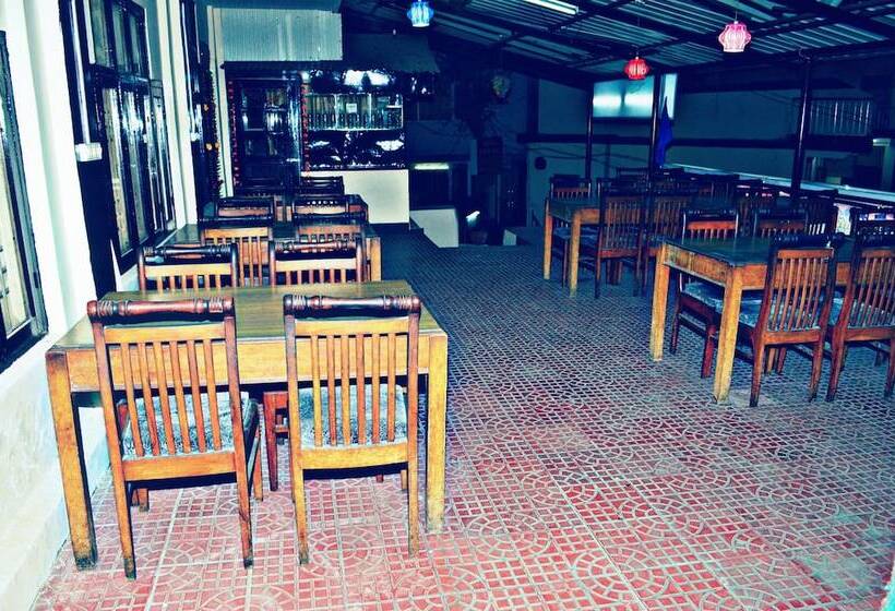 ホテル Sambyal Wings