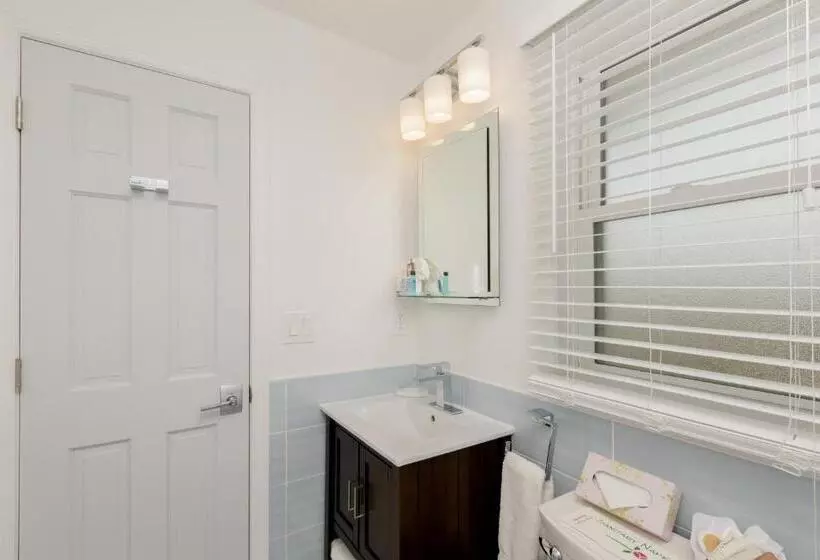 Motelli Aqualina Inn Montauk