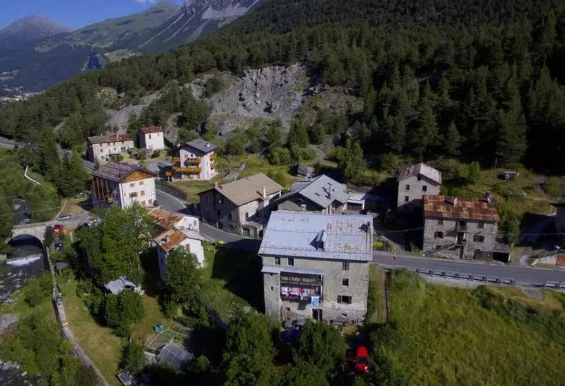 Retkeilymaja Guesthouse Seghetto