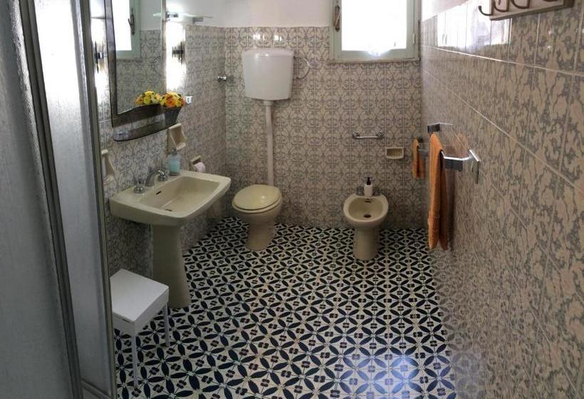 ベッドアンドブレックファースト Casa Dei Glicini