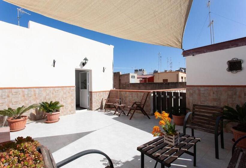 تختخواب و صبحانه Il Cortile Degli Artisti